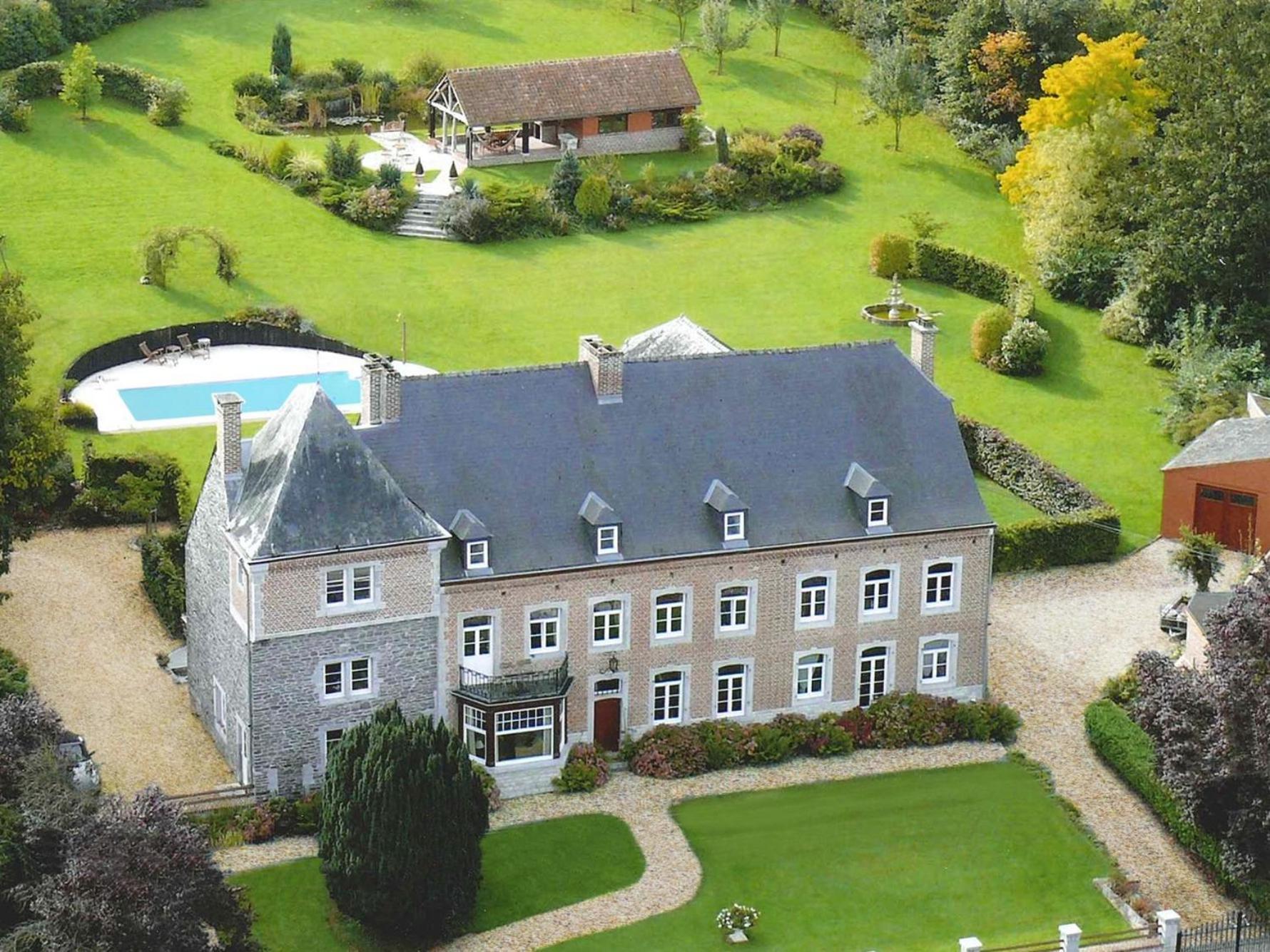 ホテル Le Richmond Godinne エクステリア 写真